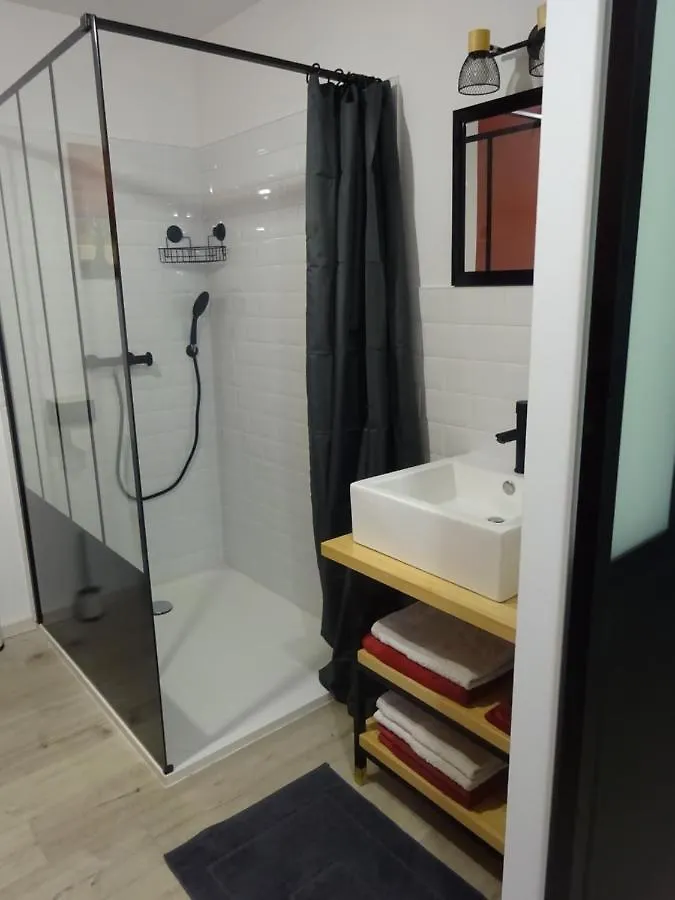 Hébergement de vacances Chatte : agréable maison de rue